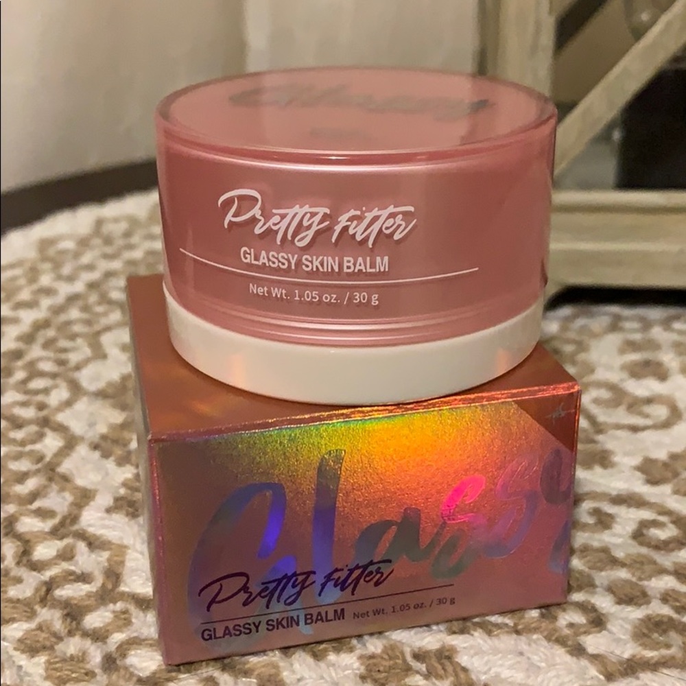 BRAND NEW Touch in SOL Glassy skin Balm